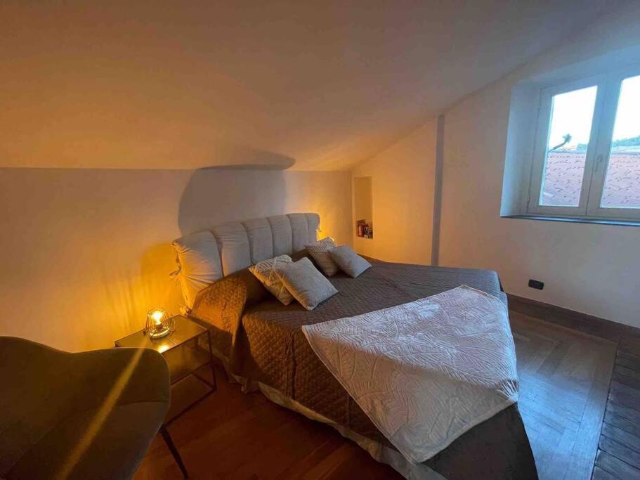 Kiko'S Lodge - Historical Apartment In Como Eksteriør billede